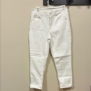 Maurice’s high rise white jeans size 9/10